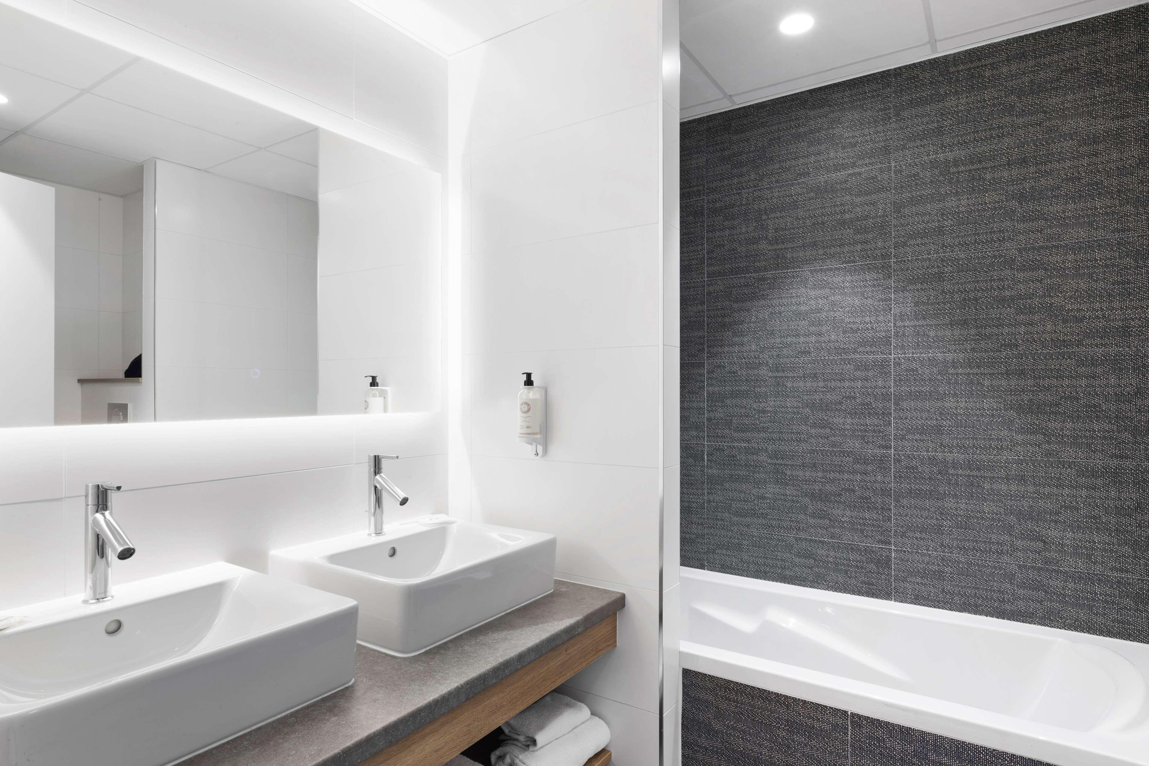 Best Western Hotel Dijon Quétigny Zewnętrze zdjęcie